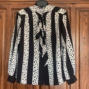 Ladies One of a Kind Blouse - NEW